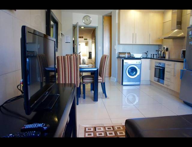 1 BEDROOM APARTMENT FOR SALE IN SANDOWN